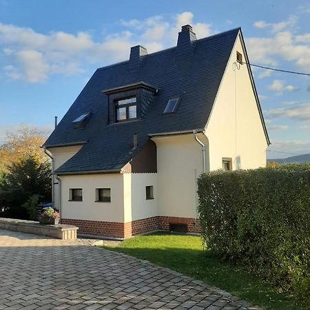 Haus Mit Ausblick 3 Schlafzimmer Wilkau-Hasslau Екстериор снимка