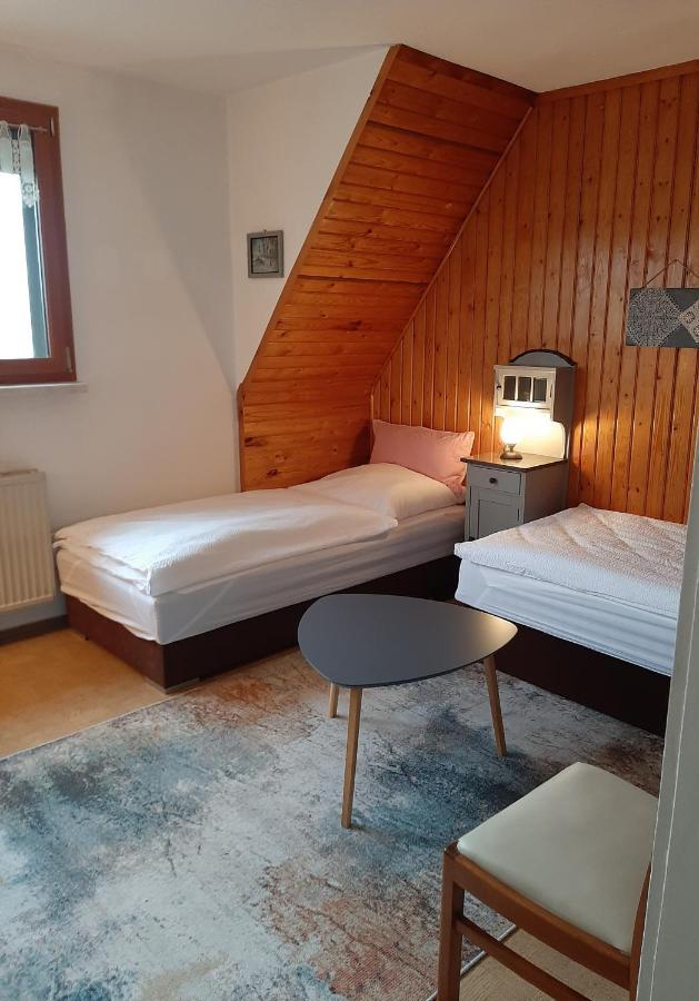 Haus Mit Ausblick 3 Schlafzimmer Wilkau-Hasslau Екстериор снимка
